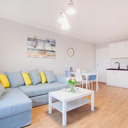 Apartments Gdynia Na Fali With Free Parking By Noclegi Renters Exterior foto